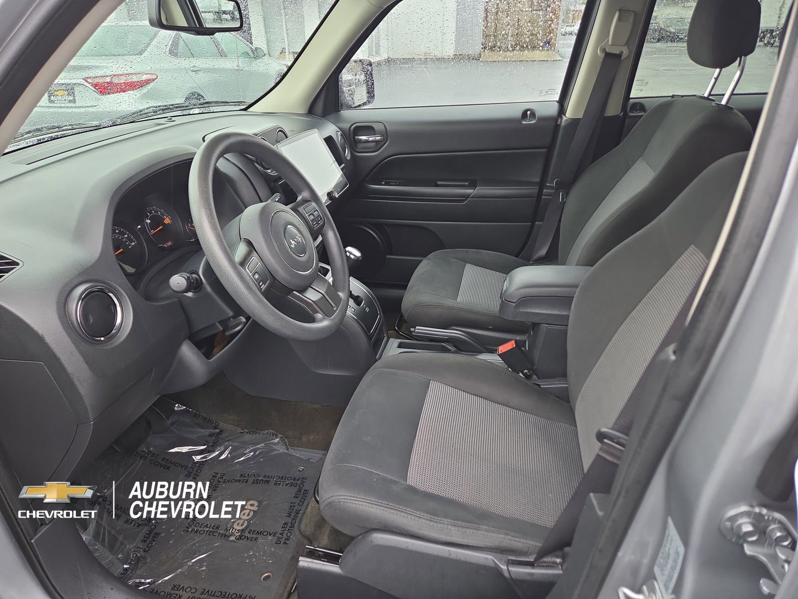 Used 2017 Jeep Patriot Sport w/ Power Value Group FWD image 13