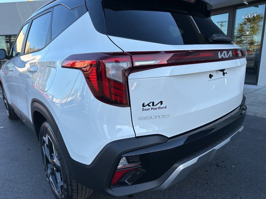 New 2026 Kia Seltos S image 9
