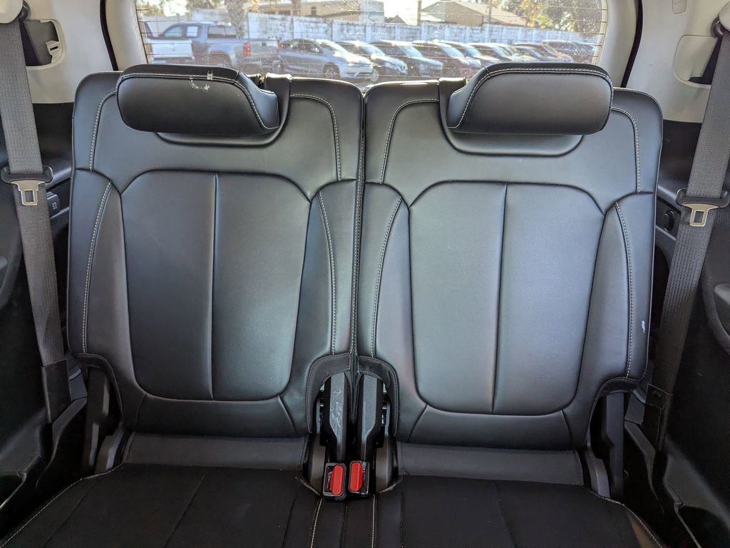 Used 2021 Jeep Grand Cherokee L Limited image 15