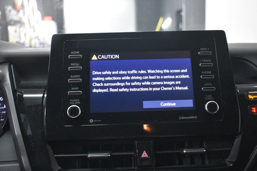 Used 2024 Toyota Camry SE image 16