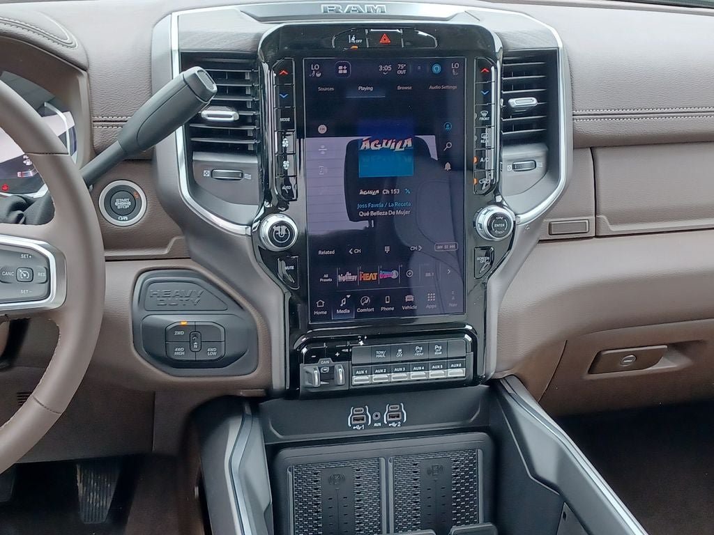 New 2026 RAM 2500 Laramie AWD/4WD image 26