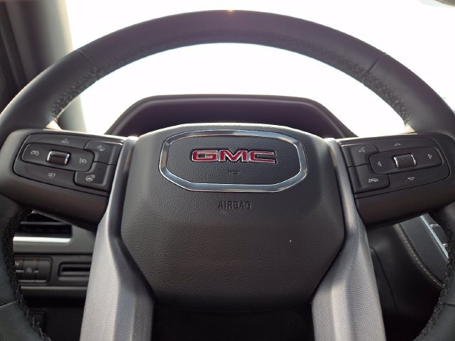 Used 2023 GMC Yukon SLT w/ SLT Luxury Package AWD/4WD image 31