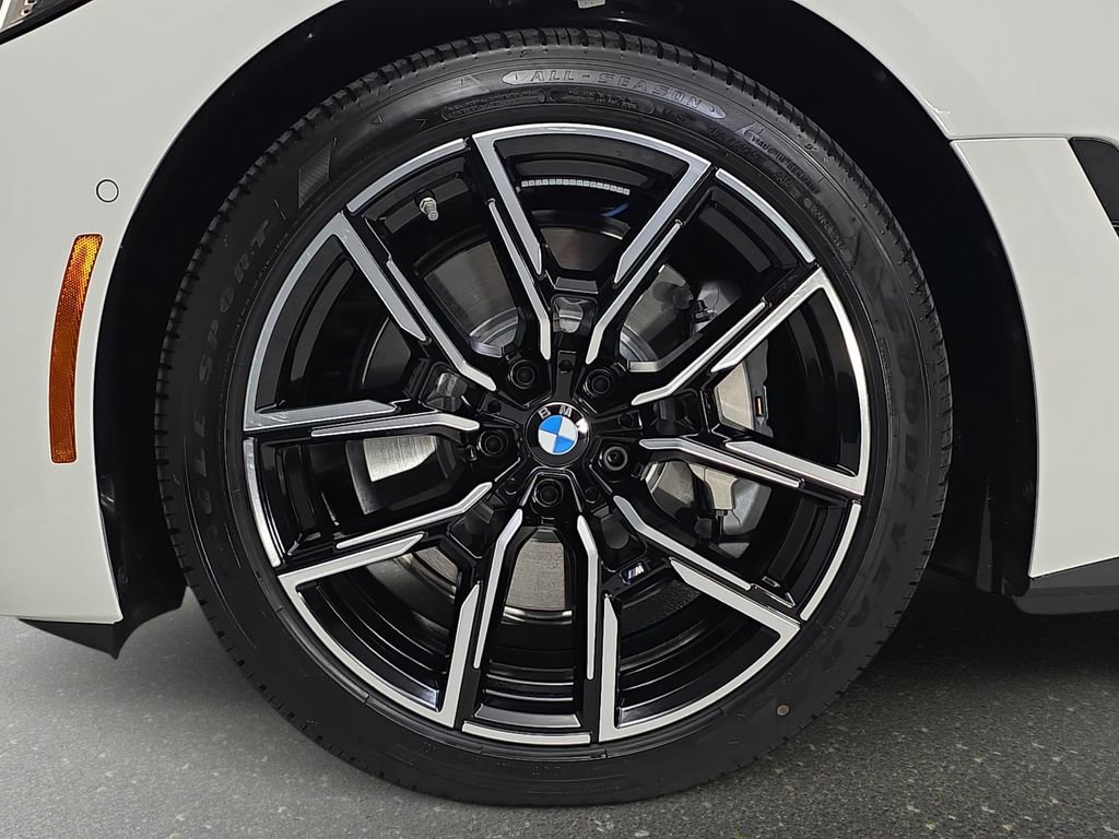 New 2026 BMW i4 xDrive40i w/ M Sport Package image 32