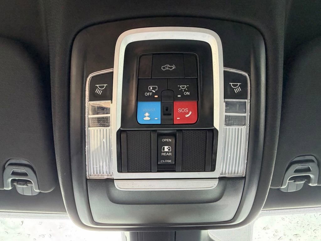 Certified 2025 RAM 1500 Laramie AWD/4WD image 28