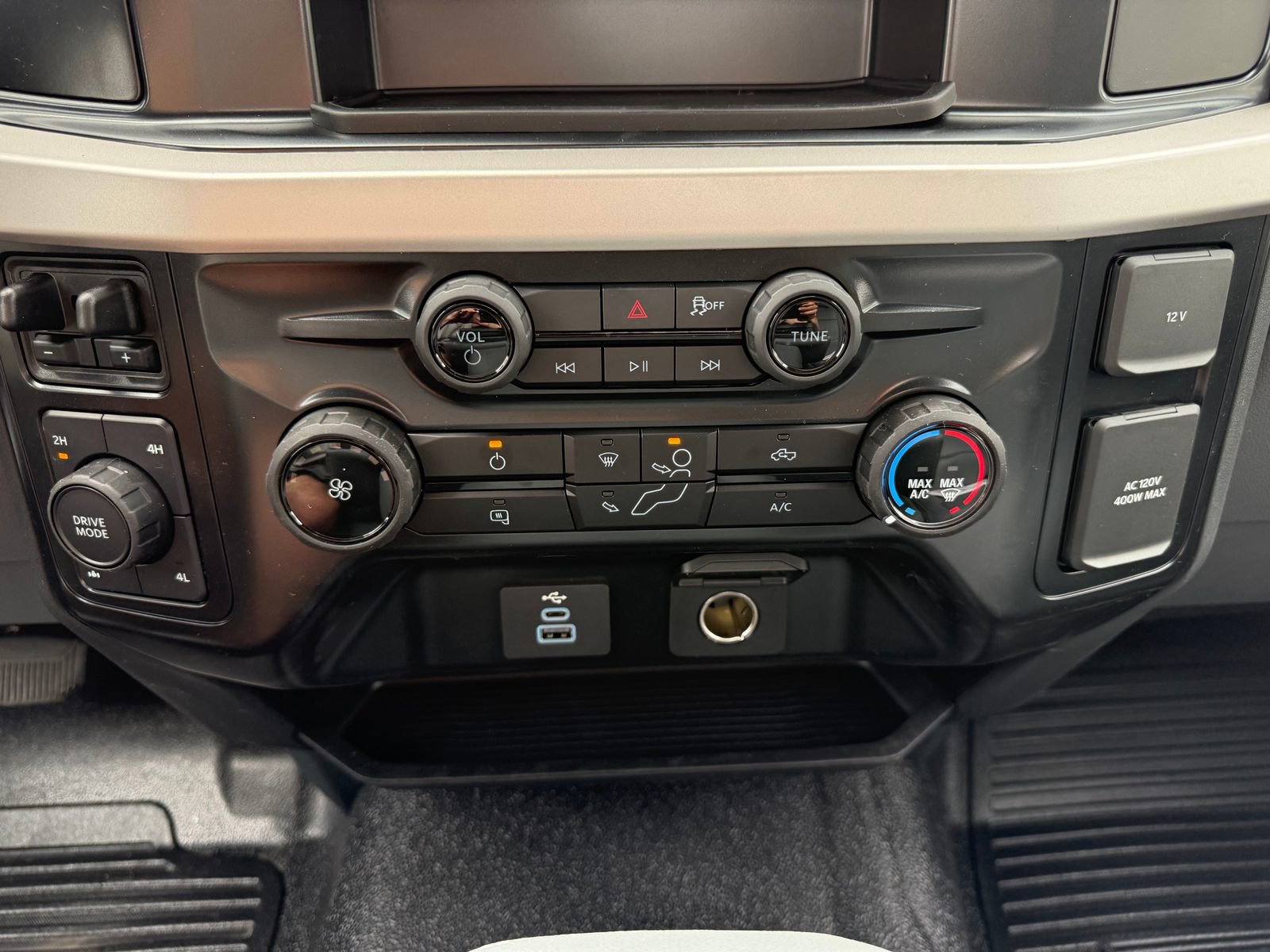 New 2025 Ford F350 XL w/ XL Off-Road Package image 15