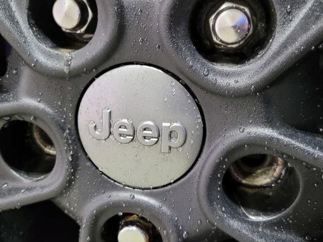 Used 2017 Jeep Wrangler Sahara image 46