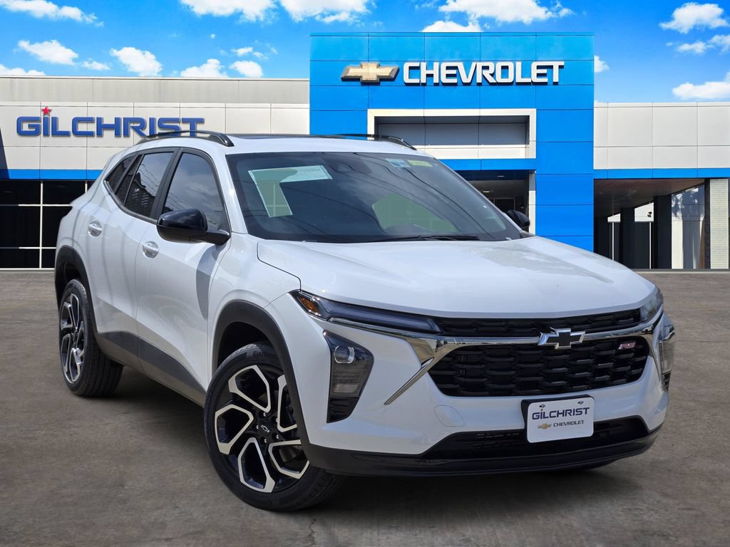 New 2026 Chevrolet Trax RS w/ Sunroof Package FWD image 1