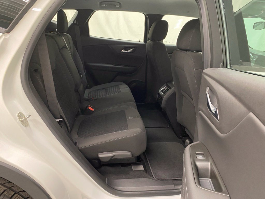 Used 2019 Chevrolet Blazer L FWD image 17