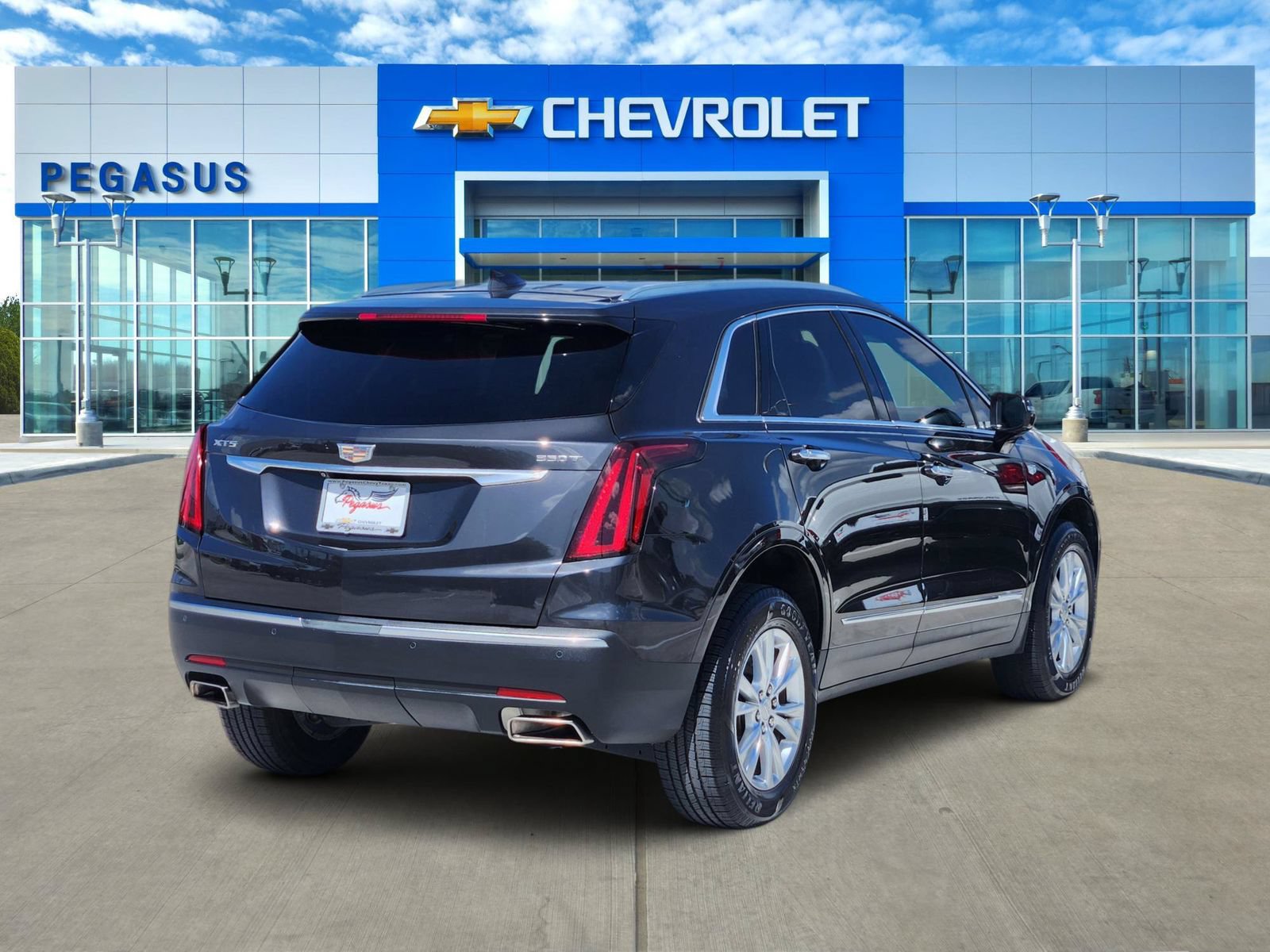 Certified 2020 Cadillac XT5 Luxury FWD image 5