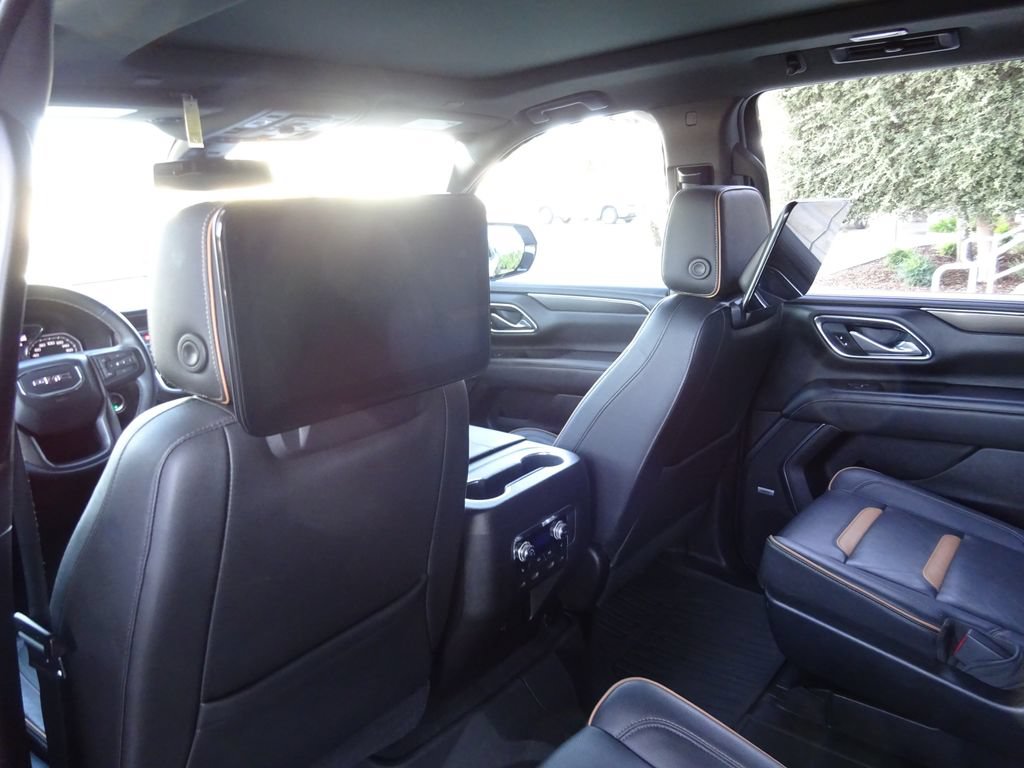 Used 2021 GMC Yukon AT4 w/ AT4 Premium Plus Package AWD/4WD image 20