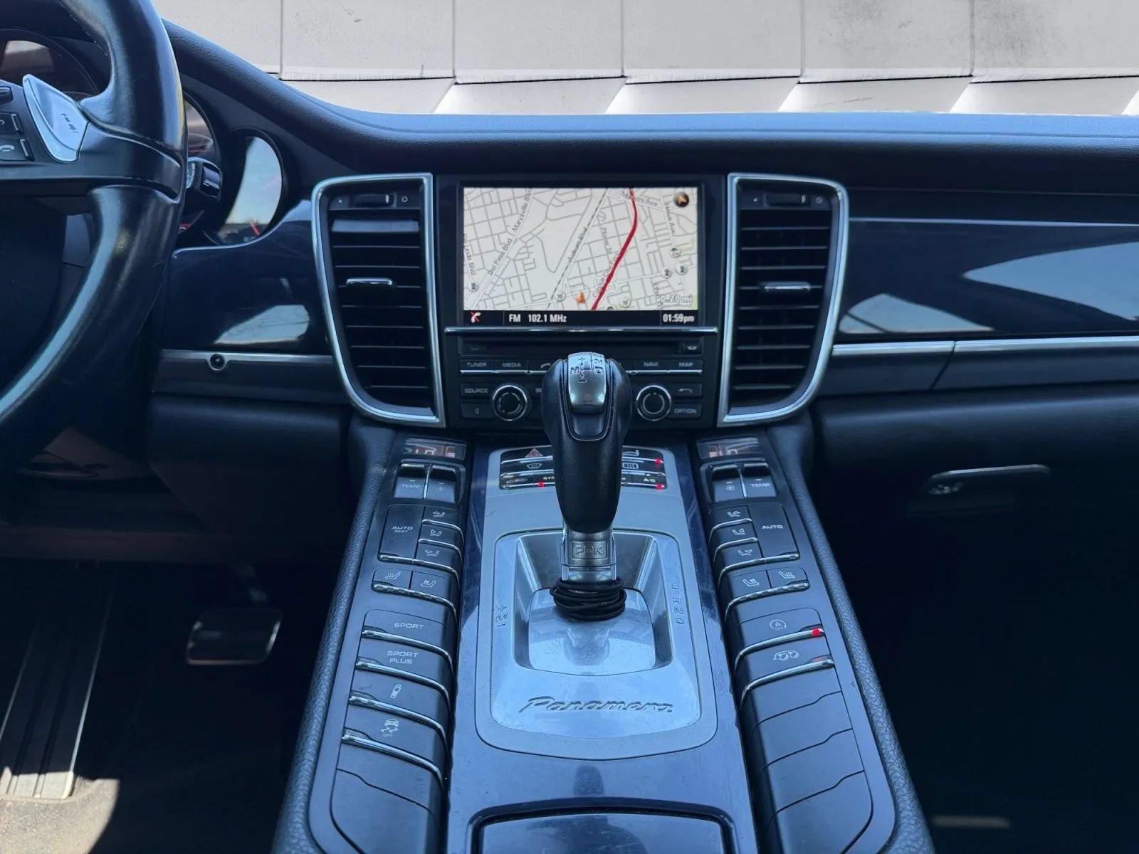 Used 2015 Porsche Panamera 4S AWD/4WD image 13