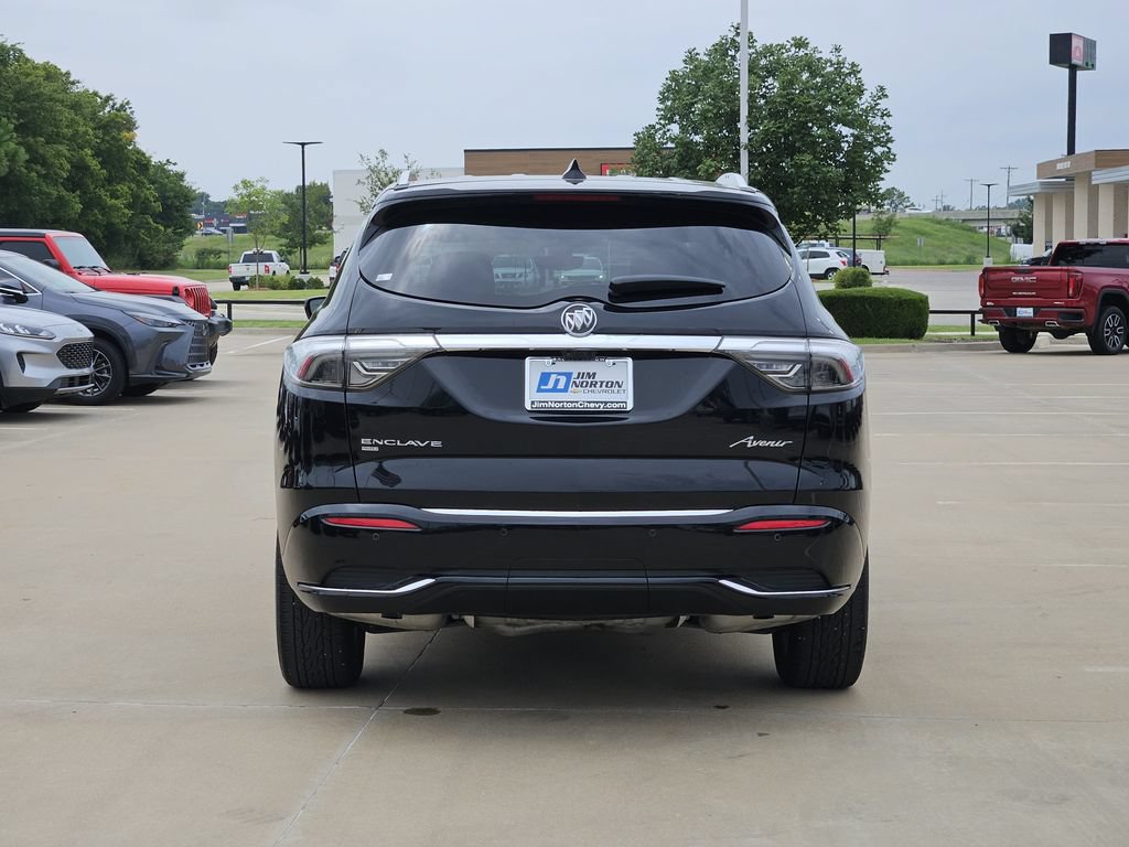 Used 2024 Buick Enclave Avenir w/ Avenir Technology Package AWD/4WD image 6