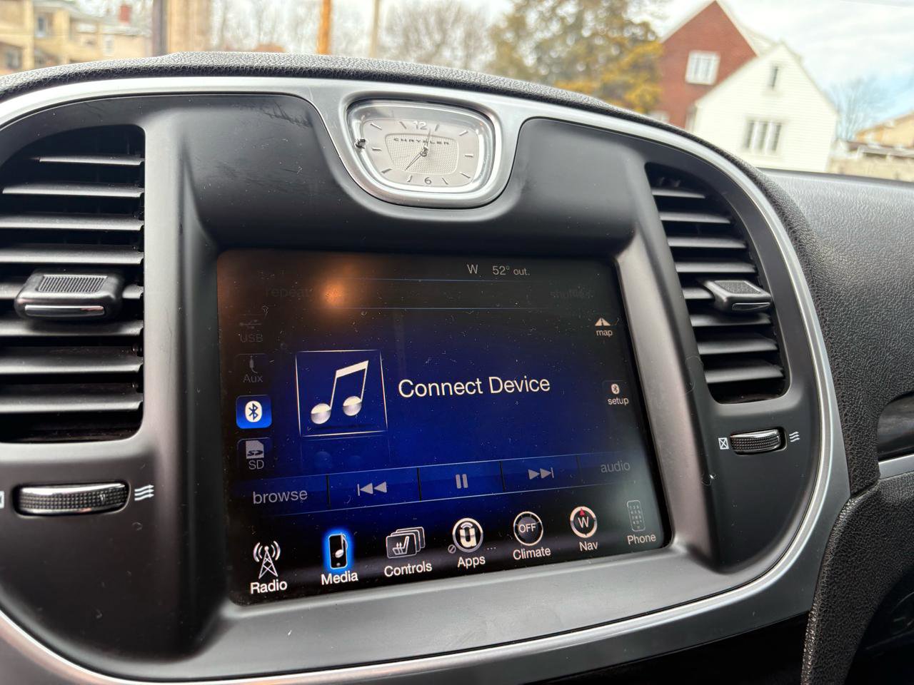 Used 2016 Chrysler 300 Limited w/ Driver Convenience Group image 35