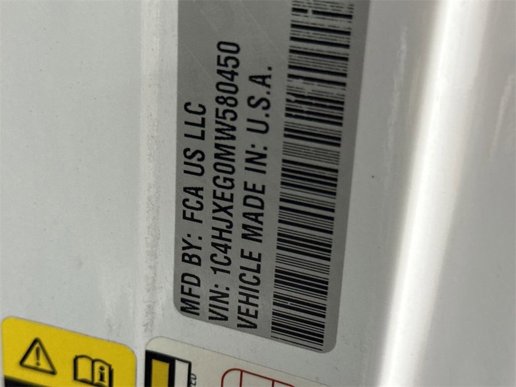 Used 2021 Jeep Wrangler Unlimited Sahara image 28