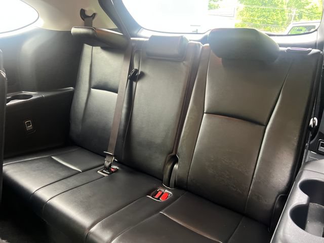 Used 2021 Toyota Highlander XLE AWD/4WD image 18