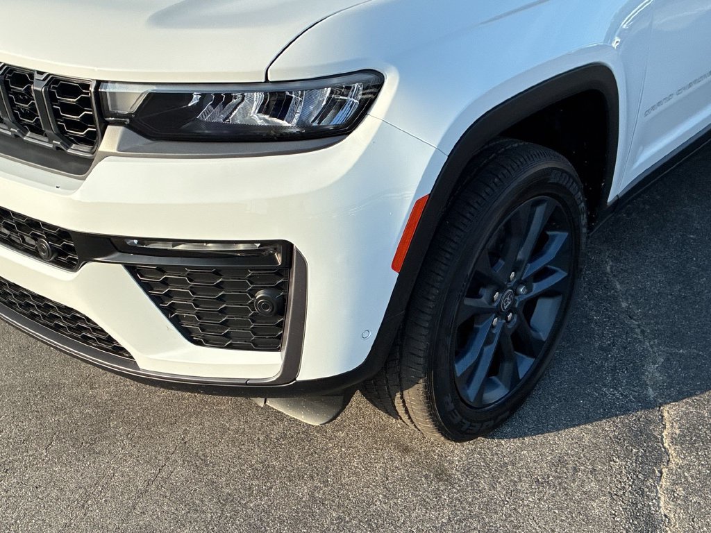 New 2026 Jeep Grand Cherokee Limited AWD/4WD image 10