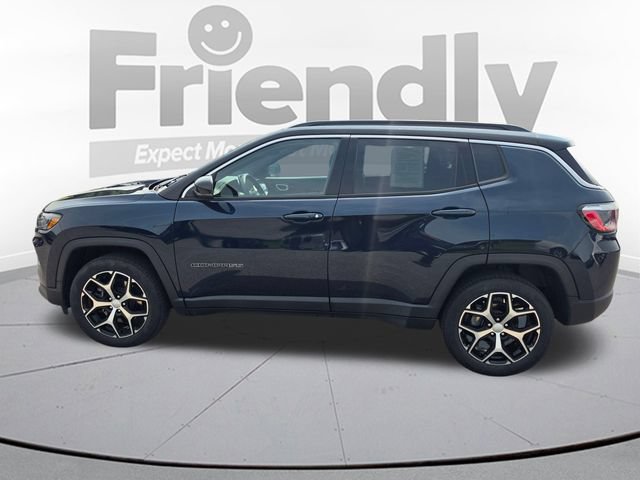 Used 2024 Jeep Compass Limited AWD/4WD image 8