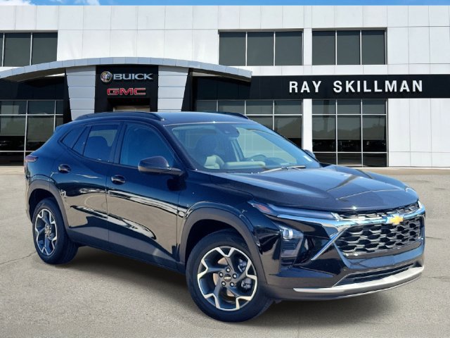 Used 2026 Chevrolet Trax LT