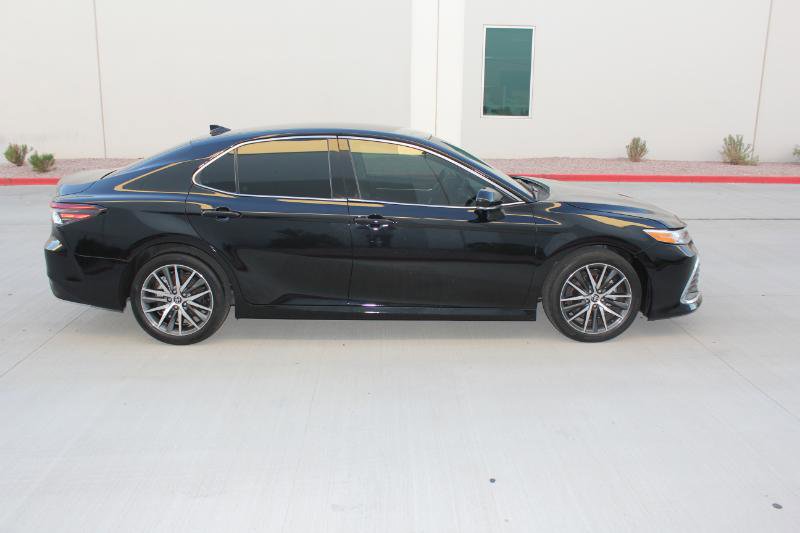 Used 2023 Toyota Camry XLE image 4