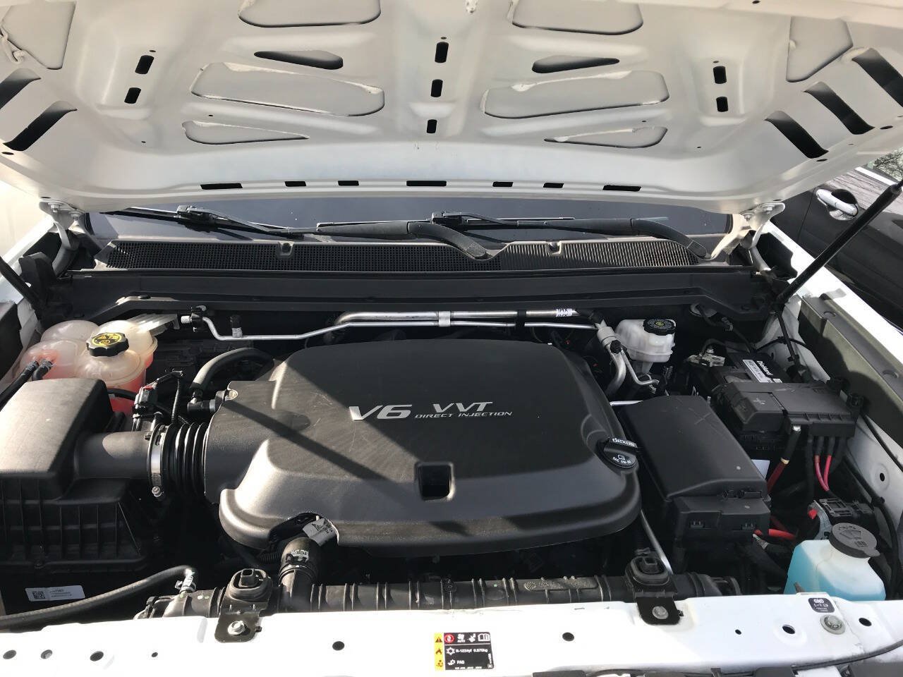 Used 2021 Chevrolet Colorado W/T RWD image 11