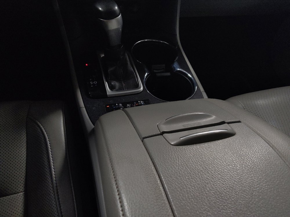 Used 2019 Toyota Highlander Limited AWD/4WD image 26