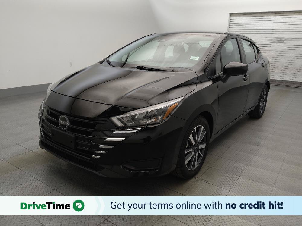 Used 2025 Nissan Versa SV FWD image 1