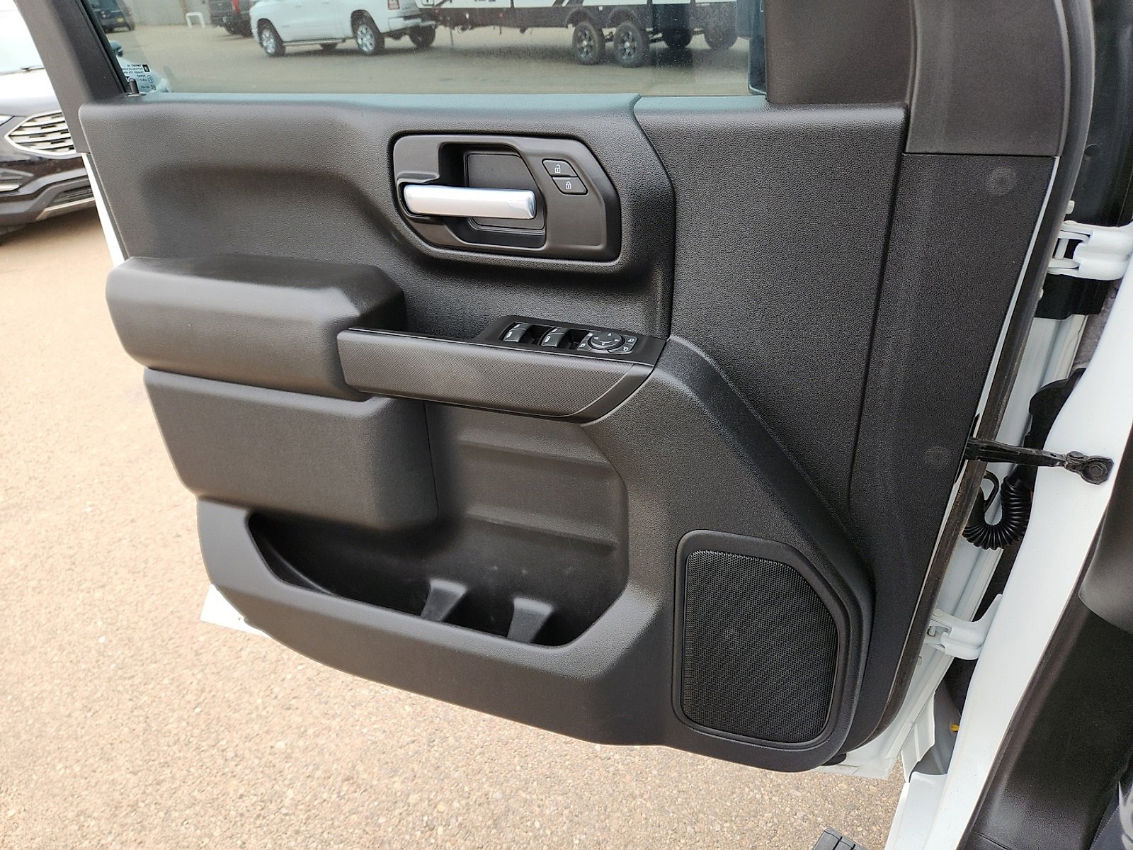 Used 2021 Chevrolet Silverado 2500 Custom w/ Custom Value Package image 14