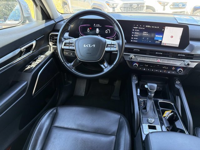 Used 2025 Kia Telluride S FWD image 23