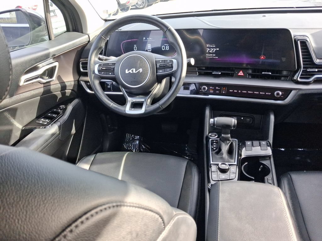 Used 2024 Kia Sportage EX FWD image 10