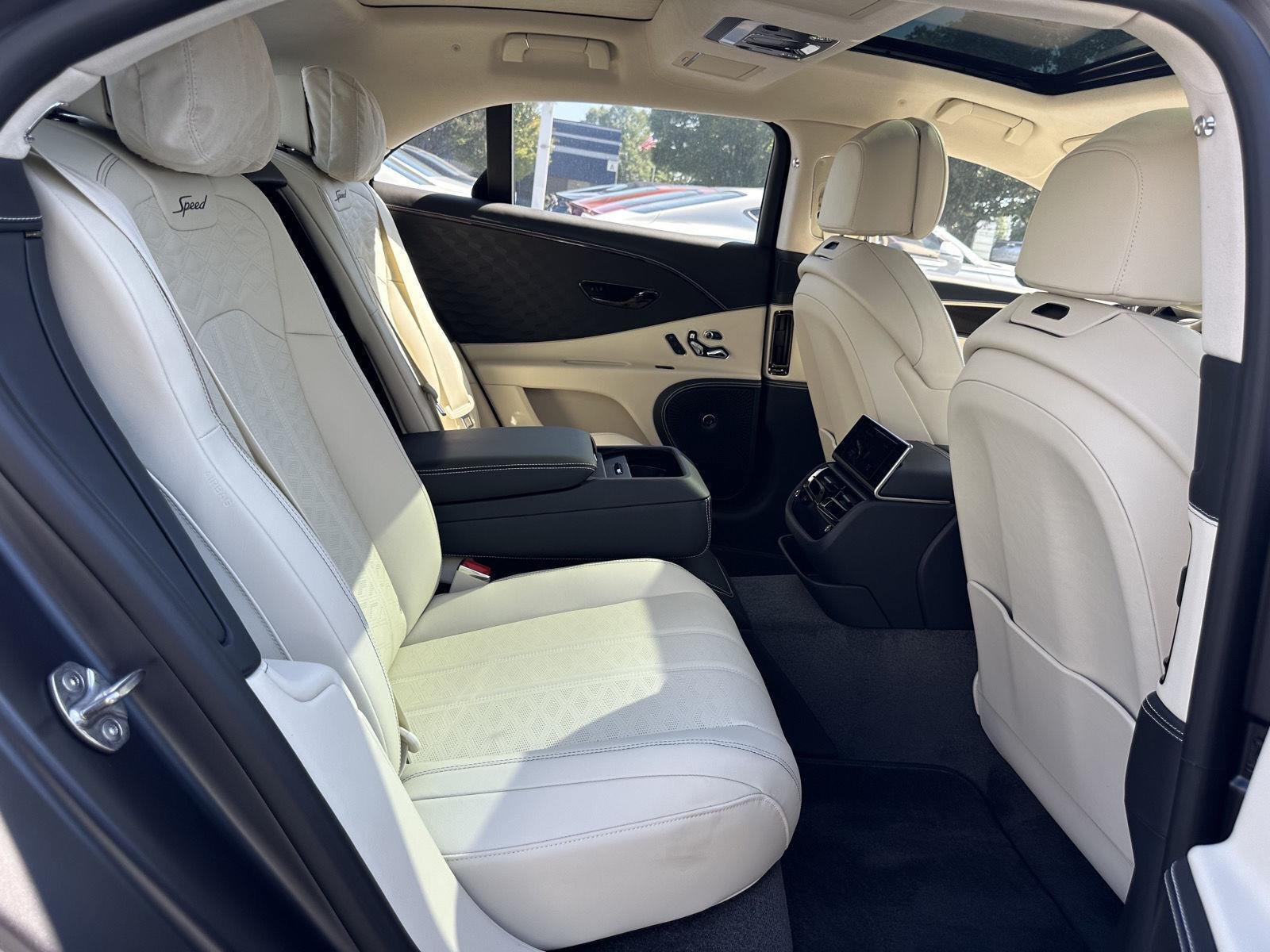 New 2026 Bentley Flying Spur Plug-In Hybrid AWD/4WD image 22