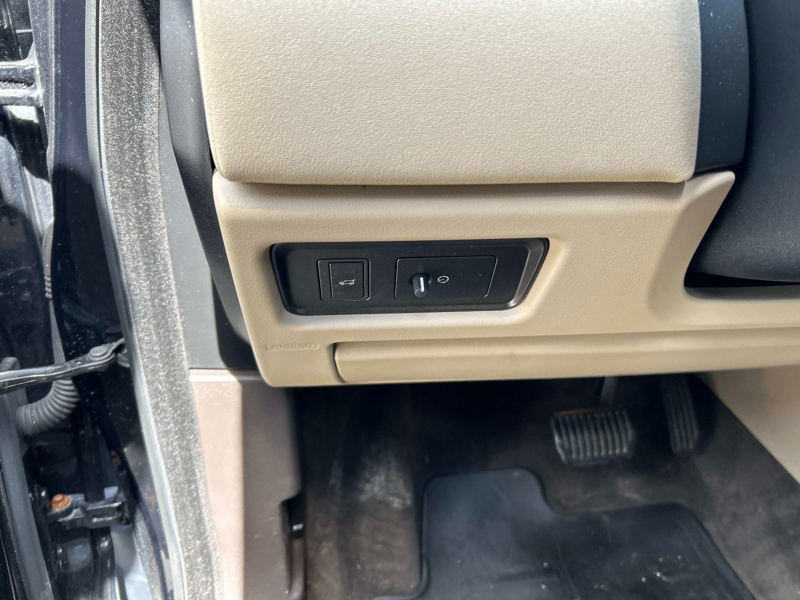 Used 2019 Land Rover Range Rover Evoque SE AWD/4WD image 21