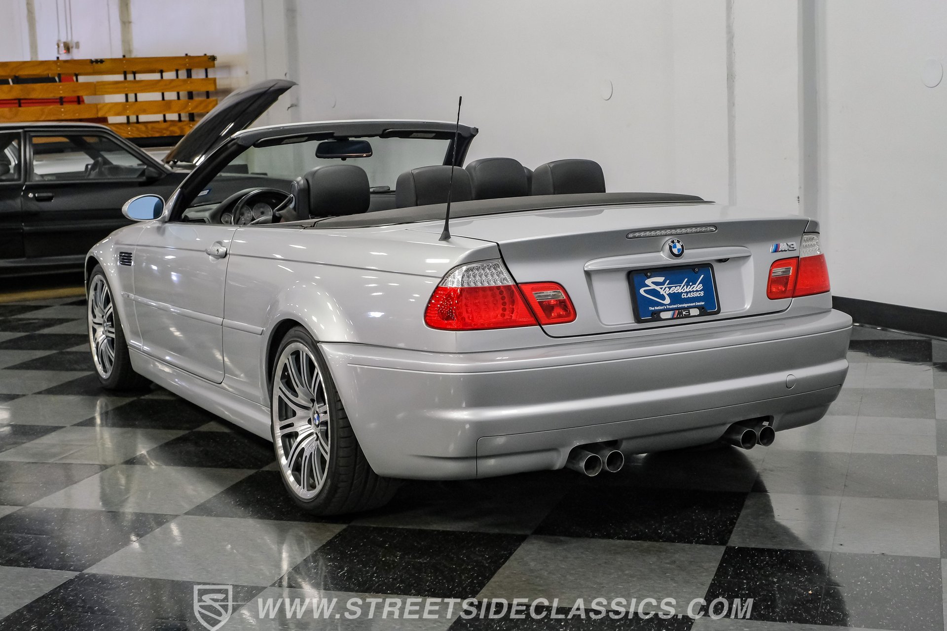 Used 2004 BMW M3 Convertible RWD image 10