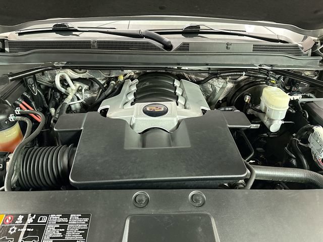 Used 2017 Cadillac Escalade ESV Luxury AWD/4WD image 34
