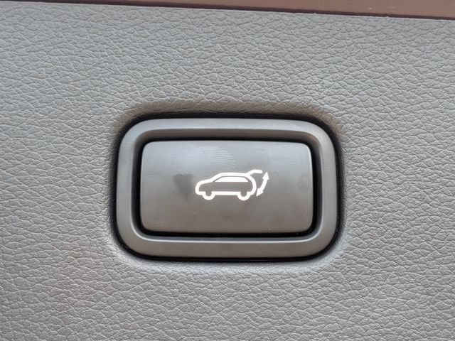 Used 2025 Hyundai Palisade Limited FWD image 15