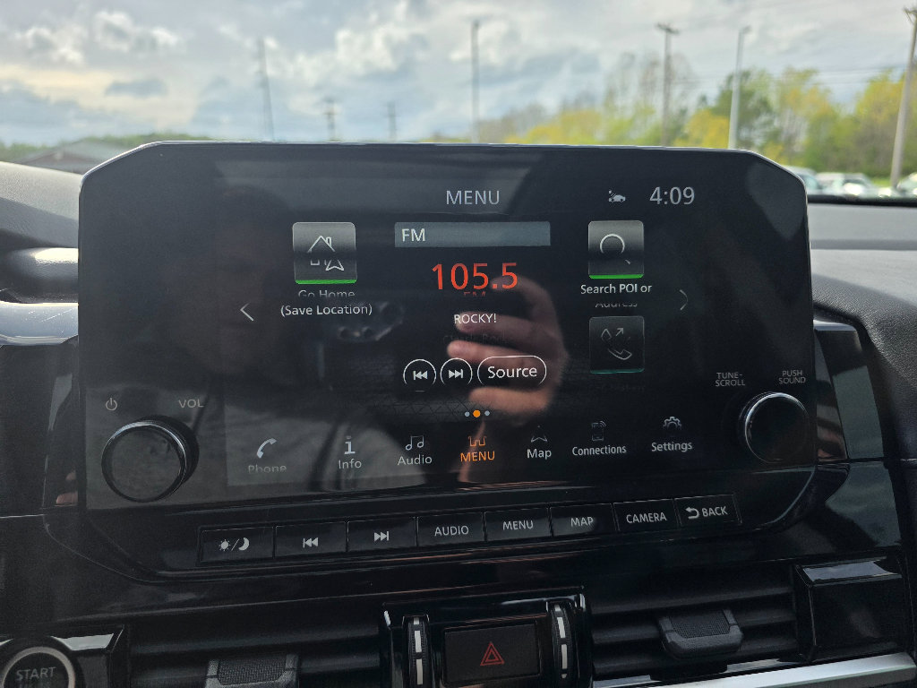 Used 2022 Nissan Pathfinder SL w/ SL Premium Package image 22
