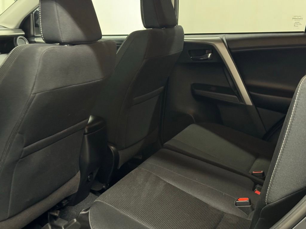 Used 2018 Toyota RAV4 XLE image 23