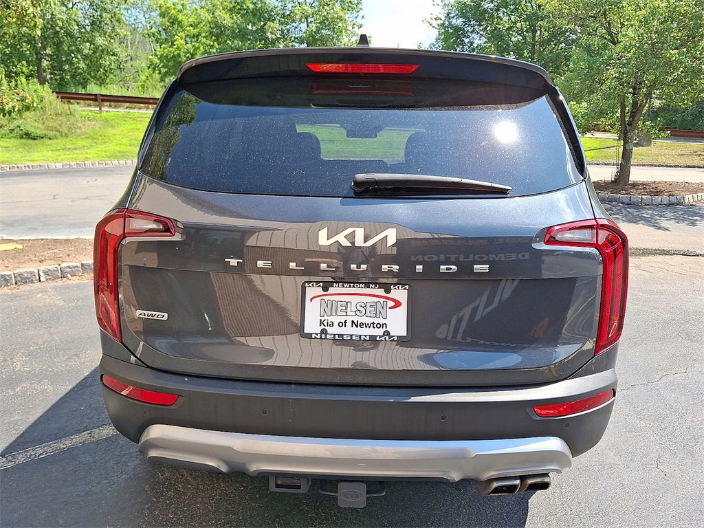 Certified 2022 Kia Telluride S image 15