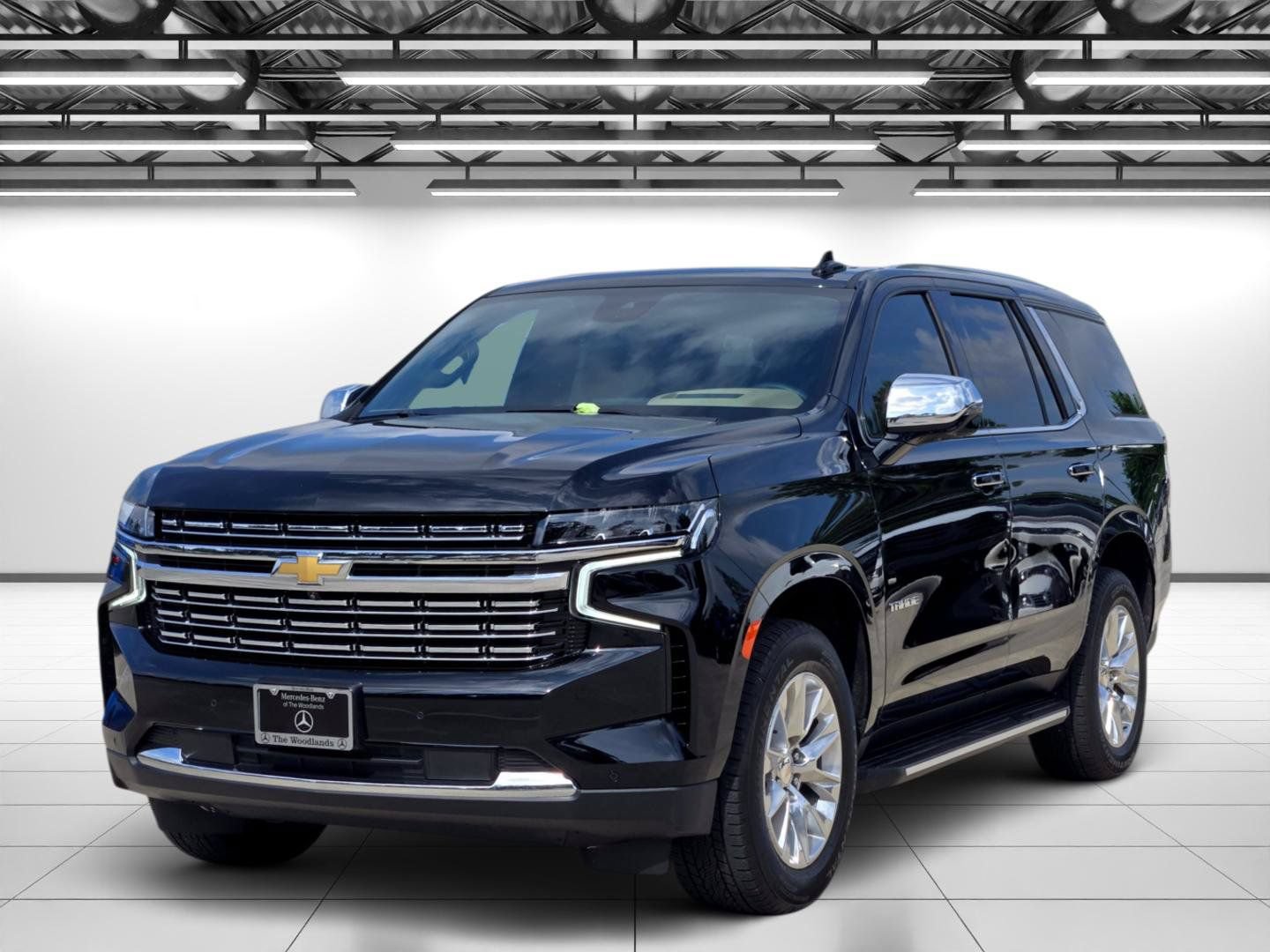 Used 2024 Chevrolet Tahoe Premier w/ Premium Package RWD image 5