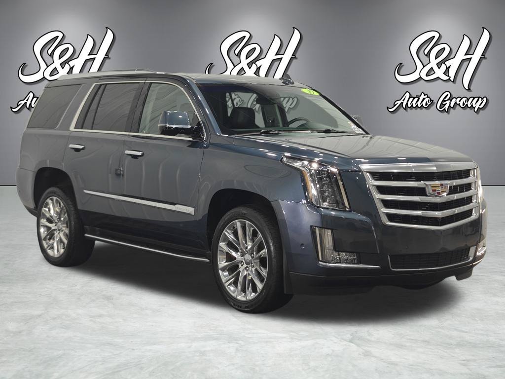 Used 2019 Cadillac Escalade Luxury AWD/4WD image 2