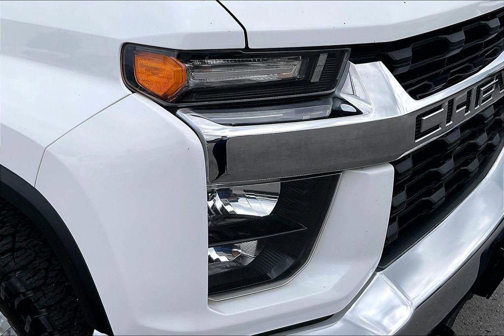 Used 2020 Chevrolet Silverado 2500 LT AWD/4WD image 38