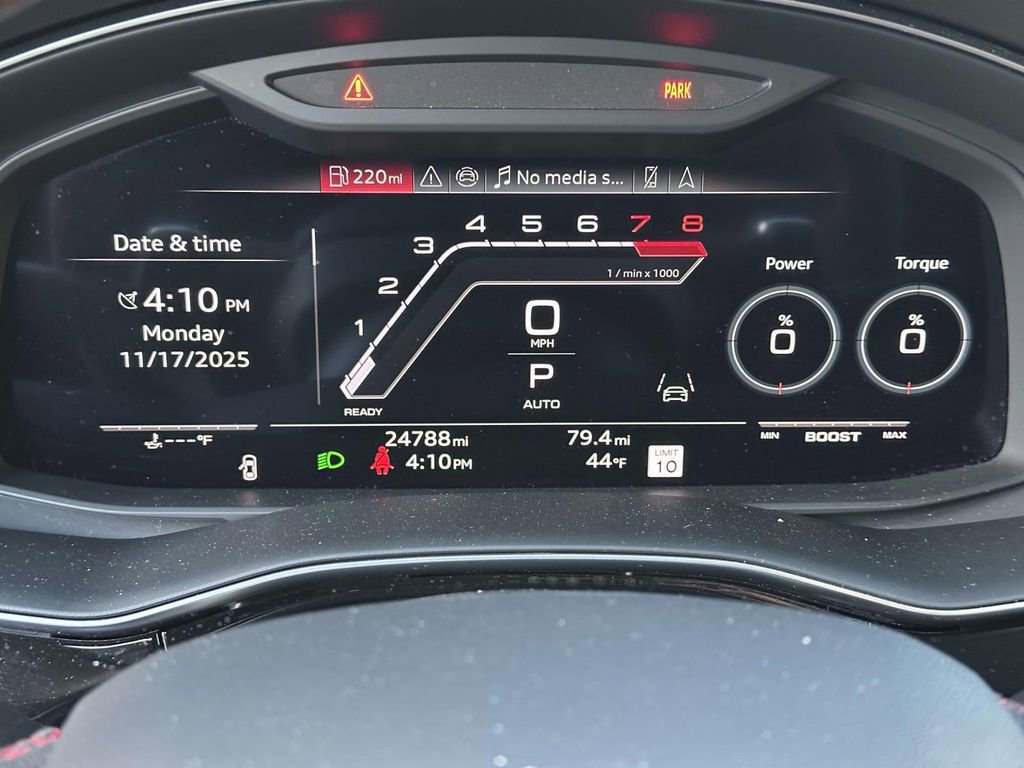 Used 2024 Audi RS Q8 image 26