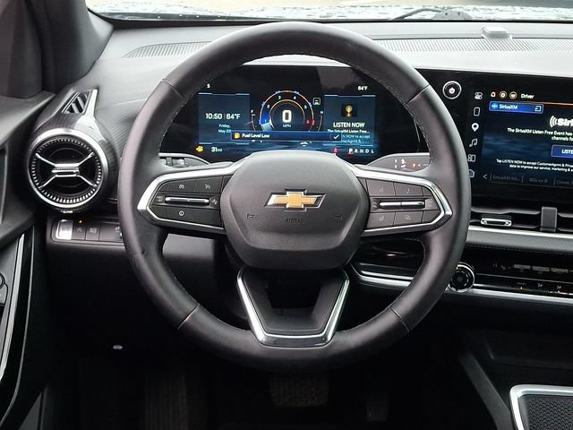 Used 2026 Chevrolet Equinox LT FWD image 19
