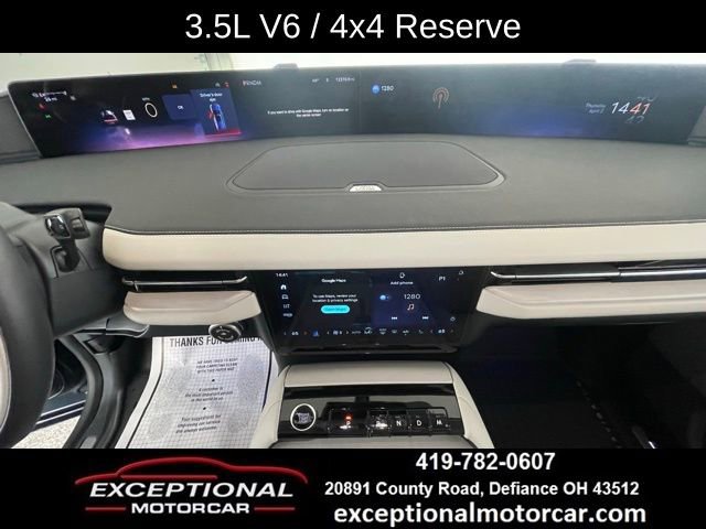 Used 2025 Lincoln Navigator Reserve image 40