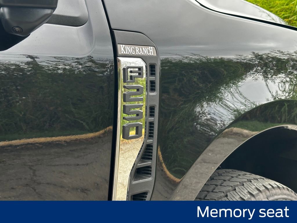 New 2025 Ford F250 King Ranch w/ Chrome Package image 15