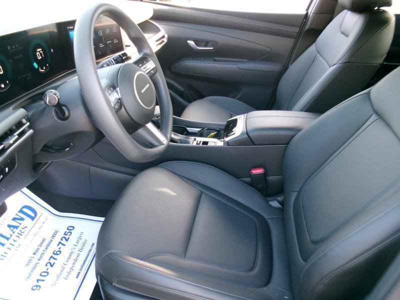 Used 2026 Hyundai Santa Cruz SEL FWD image 3