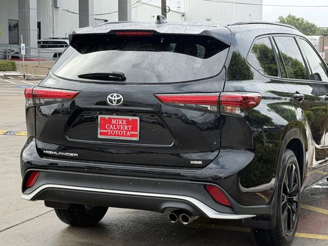Used 2023 Toyota Highlander XSE image 7