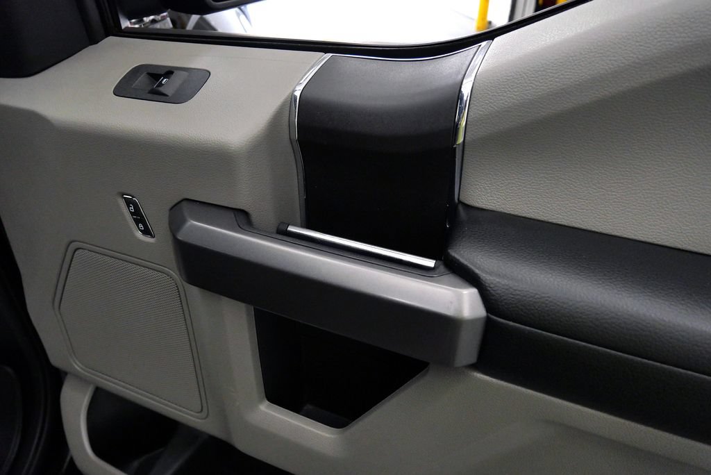 Used 2019 Ford F150 XLT AWD/4WD image 17