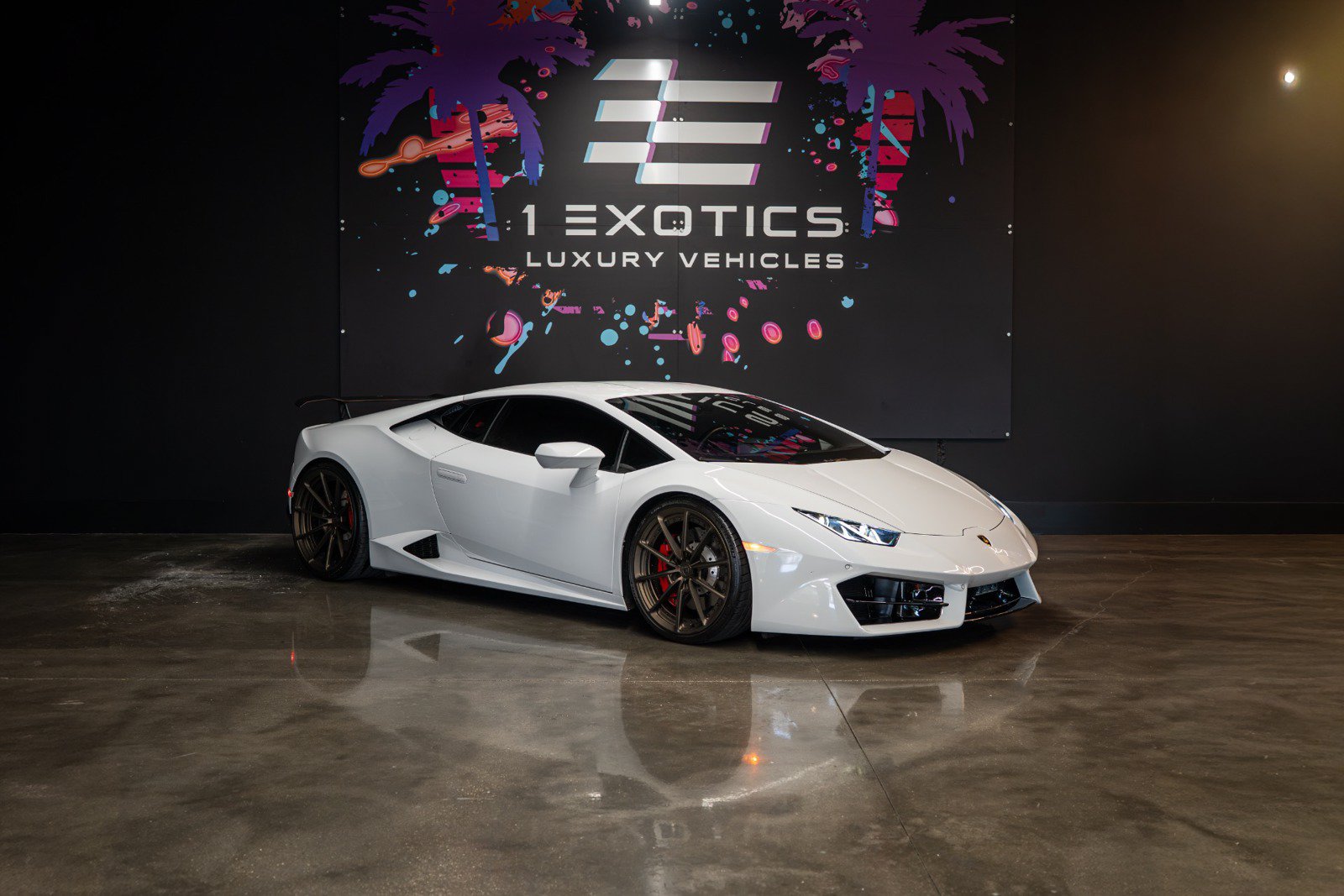 Used 2019 Lamborghini Huracan LP 580-2 RWD image 3