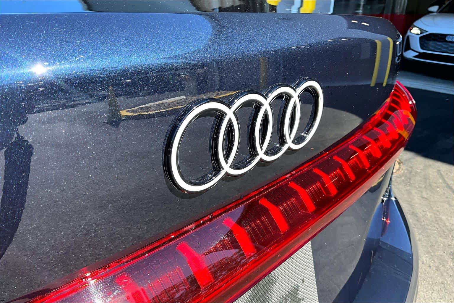 Used 2025 Audi A5 2.0T Premium Plus AWD/4WD image 31