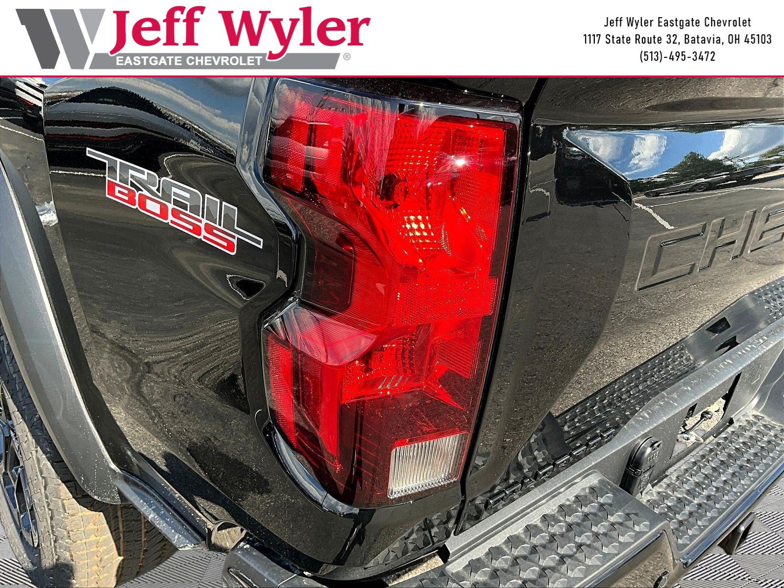 New 2026 Chevrolet Colorado Trail Boss w/ Midnight Edition AWD/4WD image 14